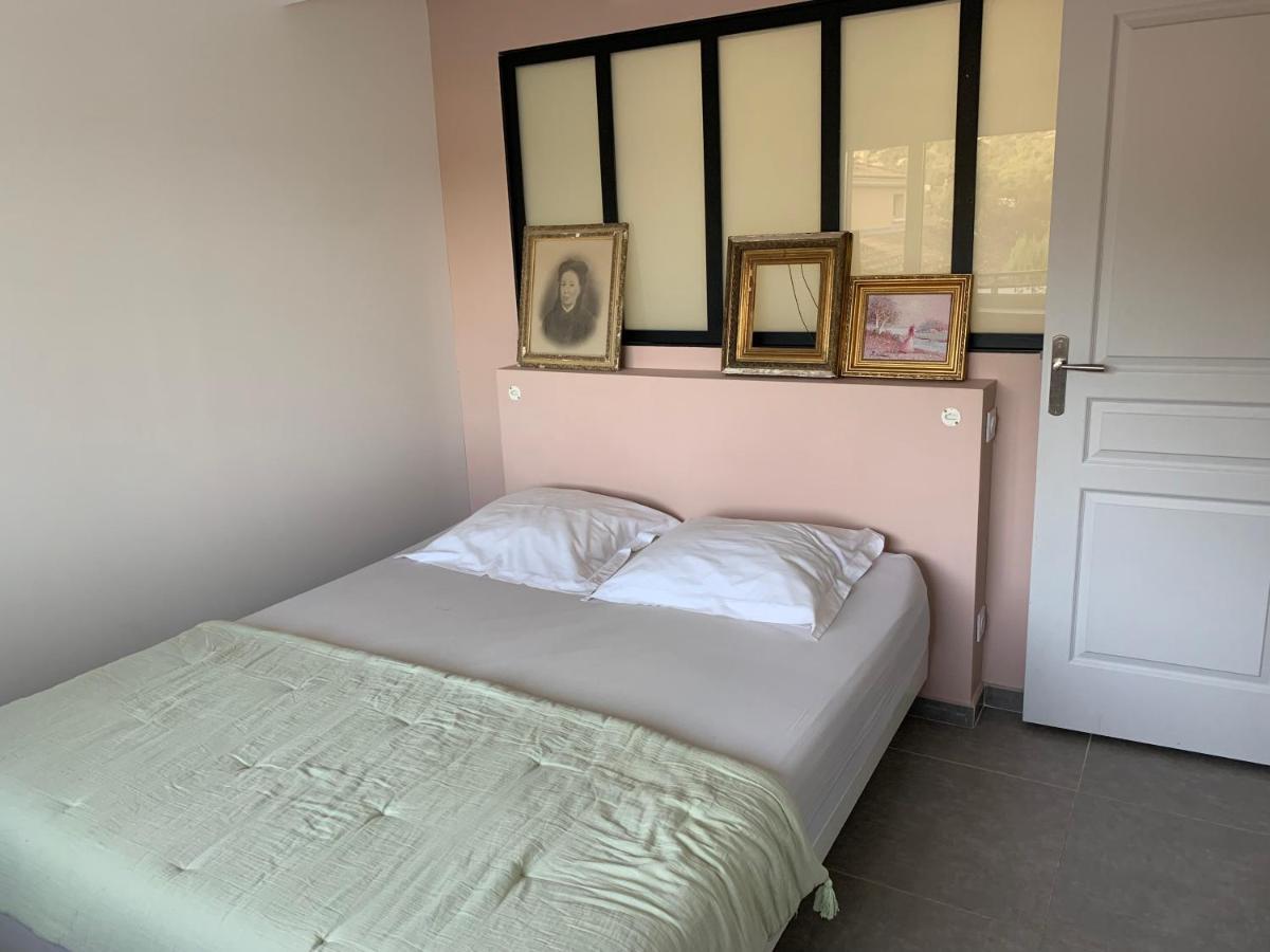 Saint-Peray : La Chapelle Du Prieure Apartment Екстериор снимка